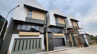 Jual Rumah Siap Tinggal di Setra Duta, Bandung, Luas 80 m2