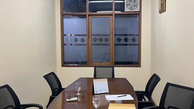 Ruang Usaha Kawasan Sangat Strategis di Riau Furnished