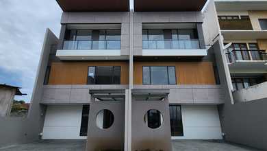 For Sale rumah Eksklusif di Setra Duta, Bandung - LT 153m²