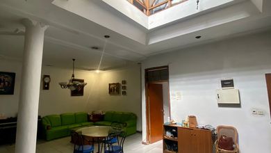 Jual Rumah Cantik LT 564 m2 di Pasir Luyu, Bandung