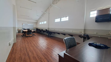 Disewakan Mainroad Bkr Lebar Muka Bagus