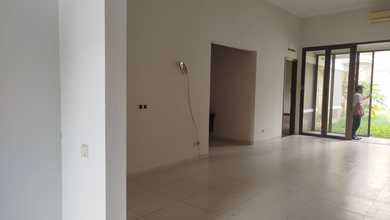 Penawaran Eksklusif, rumah Mewah di Kota Baru Parahyangan, Bandung, LB 350m²