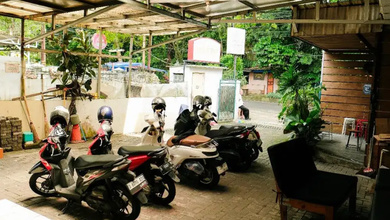 Dijual Ruang Usaha Non Heritage Cihapit