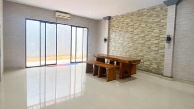 Rumah Mewah di Kawasan BSD, Tangerang Selatan, LB 230m², Harga 4,5 Miliar