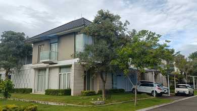 Dikontrakkan Rumah Terjangkau di Kota Baru Parahyangan, Bandung, LT 320m²