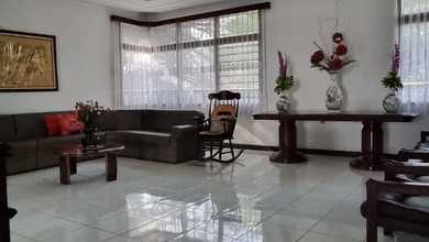 Penawaran Langka, rumah Mewah di Lengkong, Bandung, LB 664m²