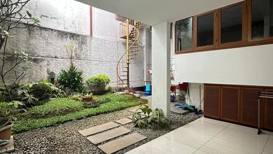 Hunian Prestisius di Kawasan Pasteur, Bandung, LB 350m², Harga 4,8 Miliar