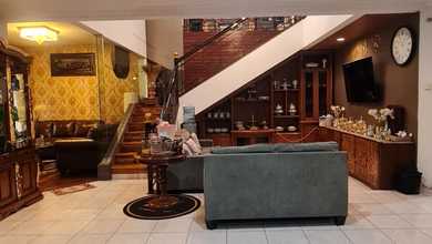 Rumah Area Premium Setra Duta, Bandung - Harga Terbaik 5,5 Miliar