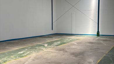 2 Gudang Luas Dilengkapi Kantor 2 Lantai di Sadang Rahayu