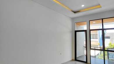 Rumah Mewah di Kawasan Mekar Wangi, Bandung, LB 208m², Harga 3,55 Miliar