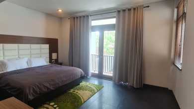 Penawaran Eksklusif, rumah Prestisius di Setra Duta, Bandung, LB 350m²