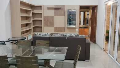 Rumah Furnished Lokasi Strategis Kawasan Setra Duta