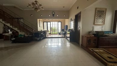 Rumah Elite di Kawasan Batununggal, Bandung, LB 250m², Harga 4,9 Miliar