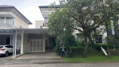 Hunian Elegan di Kota Baru Parahyangan, Bandung, 4 Kamar Tidur, LT 300m²