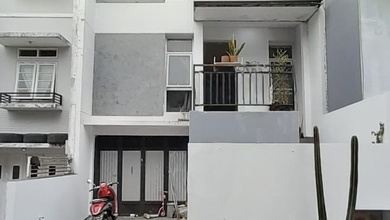 Jual Cepat Rumah Mewah di Cinere, Depok, LT 72 m2
