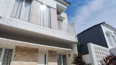 Rumah Eksklusif Luas 80 m2, area Rangkapanjaya, Depok