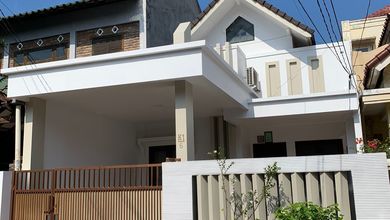 Kesempatan Rumah di Bintaro, Tangerang Selatan, LB 150m², Harga 1,65 Miliar