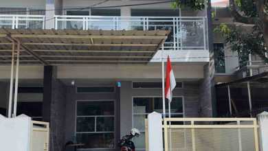 Jual Rumah Eksklusif Luas 150 m2 Area Kopo, Bandung