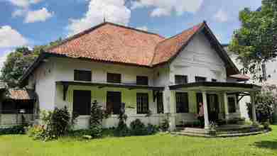 Jual Rumah Baru area Bandung Kota, Bandung LT 1694 m2