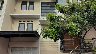 Rumah Modern area Pasteur, Bandung, LT 300 m2