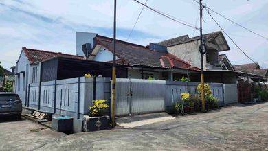 Rumah Premium area Cibaduyut, Bandung, LT 135 m2