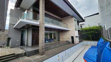 Hunian Mewah di Setra Duta, Bandung, 4 Kamar Tidur, LT 616m²