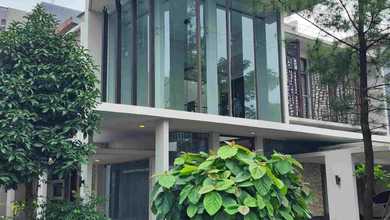 Hunian Mewah di Kawasan Sudirman, Bandung, LB 300m², Harga 3,5 Miliar