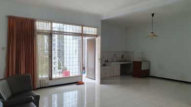 Jual Rumah Cantik LT 265 m2 area Pasteur, Bandung