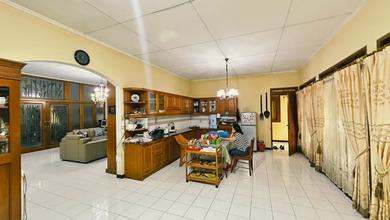 Hunian Mewah di Kawasan Sukahaji, Bandung, LB 450m², Harga 15 Miliar