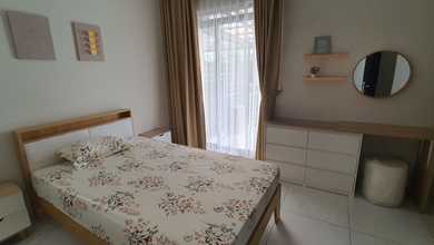 Rumah Sewa Nyaman Lokasi Kota Baru Parahyangan, Bandung, LB 95m²