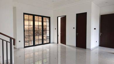 Jual Cepat Rumah Elit area Geger Kalong, Bandung, Luas 138 m2