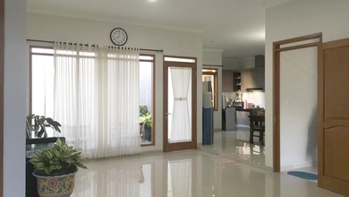 Jual Cepat Rumah Mewah area Setiabudi, Bandung, Luas 366 m2