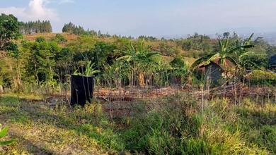Tanah Luas 1400 m2 Kawasan Strategis Dago, Dijual Terjangkau