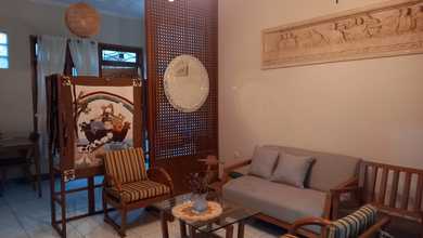 Hunian Elegan di Sleman, Yogyakarta, 3 Kamar Tidur, LT 352m²