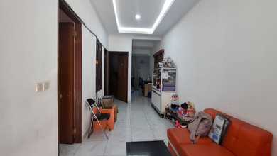 Hunian Elegan di Mekar Wangi, Bandung, 6 Kamar Tidur, LT 195m²