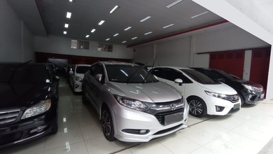 Ruang Usaha Mainroad Moch. Ramdhan, Parkiran Luas