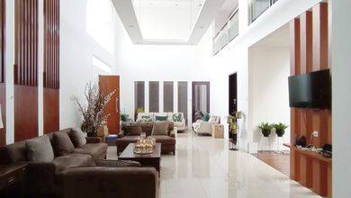 Rumah Elit LT 315 m2, area Singgasana, Bandung
