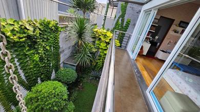 Jual Rumah Siap Tinggal area Singgasana, Bandung, Luas 200 m2
