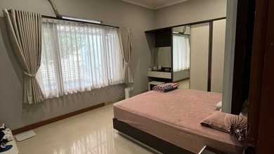 Rumah Mewah di Kawasan Batununggal, Bandung, LB 200m², Harga 4 Miliar