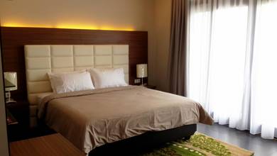 Rumah Mewah di Setra Duta, Bandung, 3 Kamar Tidur, LT 143m²