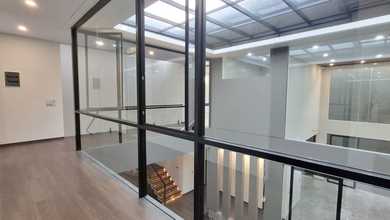 Jual Rumah Bagus Luas 392 m2 area Summarecon Bandung, Bandung