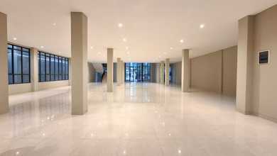 Ruang Usaha Baru Lux Dan Luas Jual/Sewa Mainroad Dago 3 Lantai