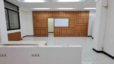 Ruang Usaha 2 Lantai di Mainroad Dago, Lokasi Sangat Strategis