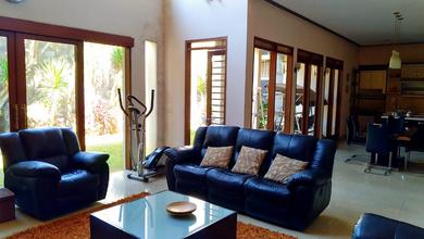 Kesempatan Langka, rumah Mewah di Setra Murni, Bandung, LB 500m²