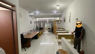 Dijual Ruko di Area Premium Peluang Pasar Besar di Mekar Wangi Bandung Unfurnished