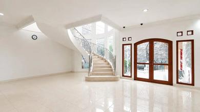 Rumah Area Premium Mekar Wangi, Bandung - Harga Menarik 5,6 Miliar