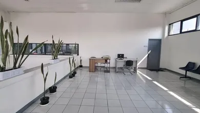 Hitung Tanah Ruang Usaha Mainroad Setiabudi SHM