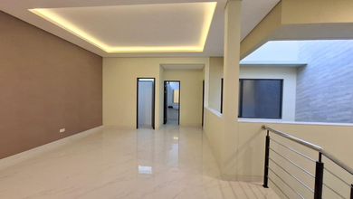 Jual Rumah 192 area Singgasana, Bandung