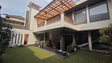 Rumah Elegan di Mekar Wangi, Bandung, 5 Kamar Tidur, LT 510m²