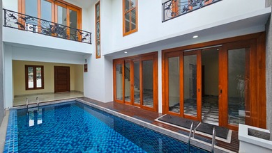 Rumah Elegan di BSD Puspita Loka, Tangerang, 4 Kamar Tidur, LT 340m²